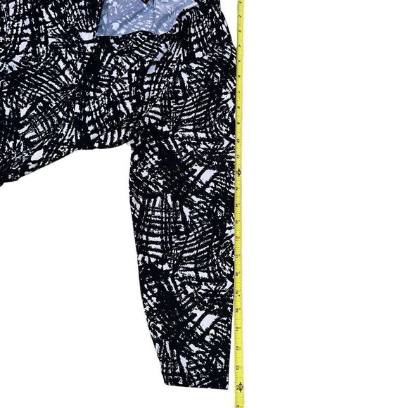 GEORGE Black & White Patterned Faux Wrap Dress Size Large - Picture 7 of 8